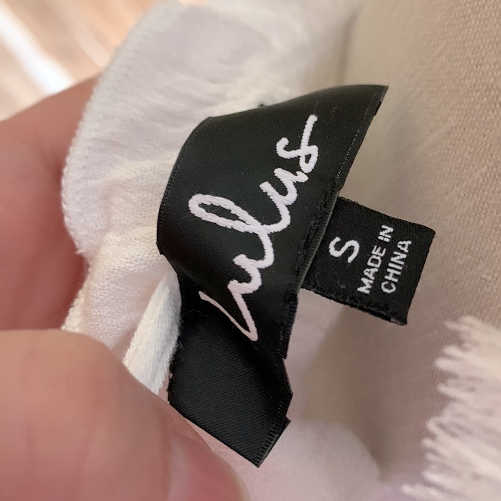White Beach/ Sun Dress (nwot) sz Small - Picture 11 of 11
